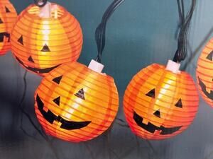 Halloween Pumpkin String Lights, 10 Jack-O-Lanterns Plug In, 6.5 ft. long